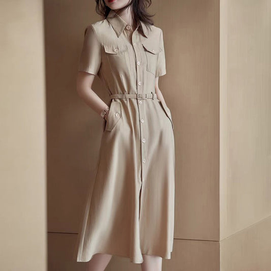 Robe chemise décontractée pour femmes avec ceinture Chic und Stil