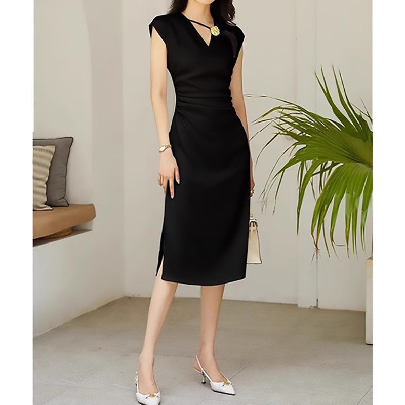 Robe midi élégante pour femme avec un décolleté unique Chic und Stil