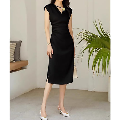 Robe midi élégante pour femme avec un décolleté unique Chic und Stil