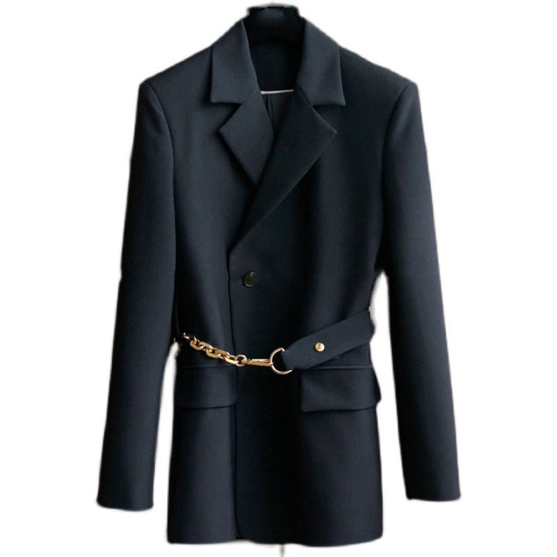 Blazer ajusté pour femmes à double bouton avec chaîne décorative Chic und Stil