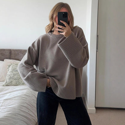 Chunky knit pullover for women with oversized sleeves Chic and Style