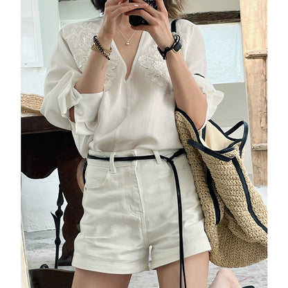 Blouse à col en V brodé Chic und Stil pour femmes