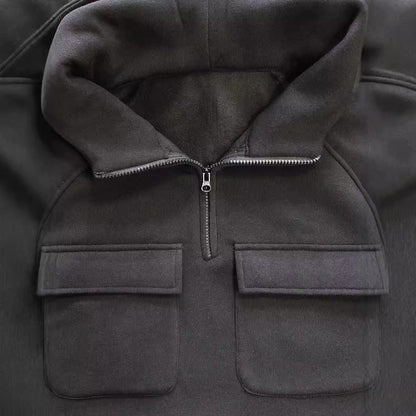 Outdoor pullover for men with practical pockets and high collar Chic and Style