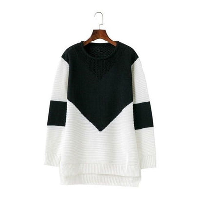 Pull-over en maille grande pour femmes avec un design géométrique moderne et une structure respirante Chic und Stil.