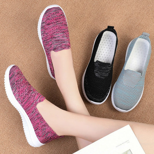 Baskets de sport slip-on pour femmes avec dessus en matériau respirant et semelle antidérapante Chic und Stil