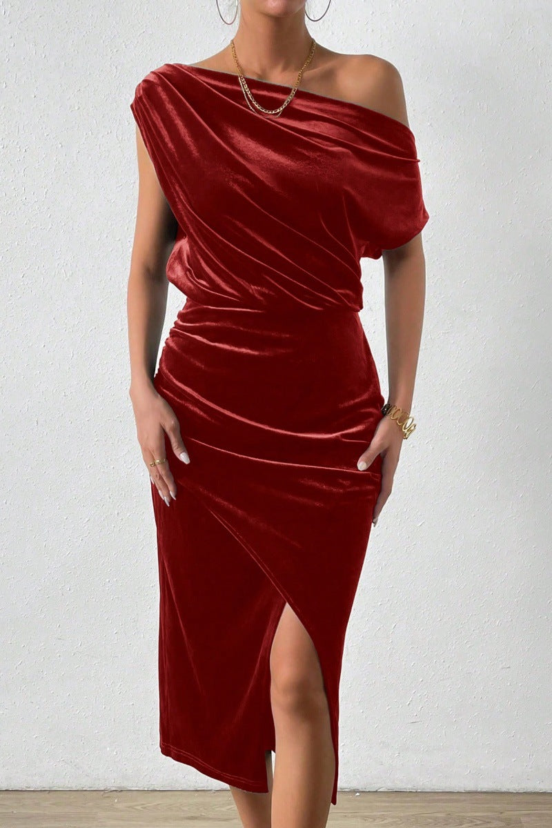 Robe enveloppante élégante pour femmes avec décolleté asymétrique et fente latérale Chic und Stil