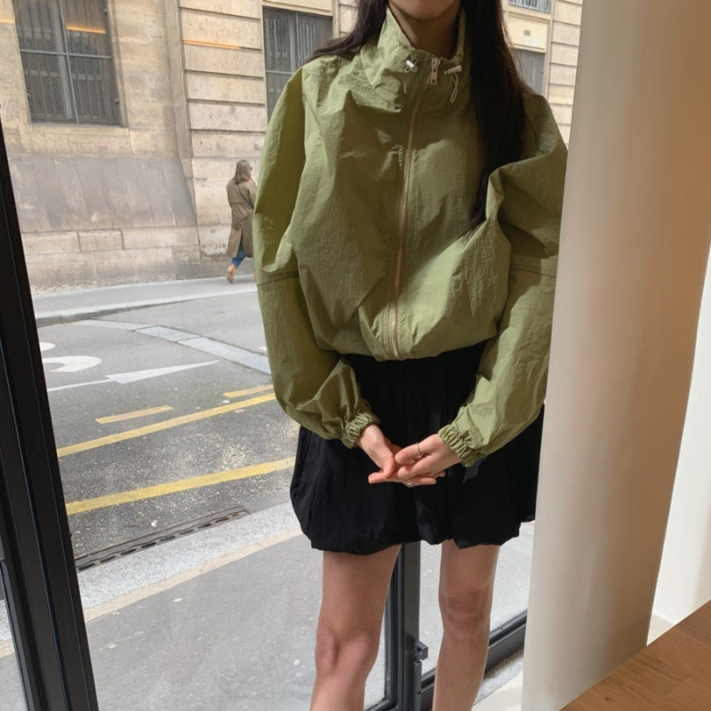 Veste coupe-vent légère pour femmes avec des manches volumineuses Chic & Stil