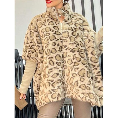 Dames Élégante Veste en Peluche avec Motif Léopard et Col Montant Chic und Stil