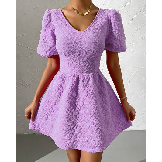 Robe fourreau pour femmes avec des manches bouffantes et un design structuré Chic und Stil