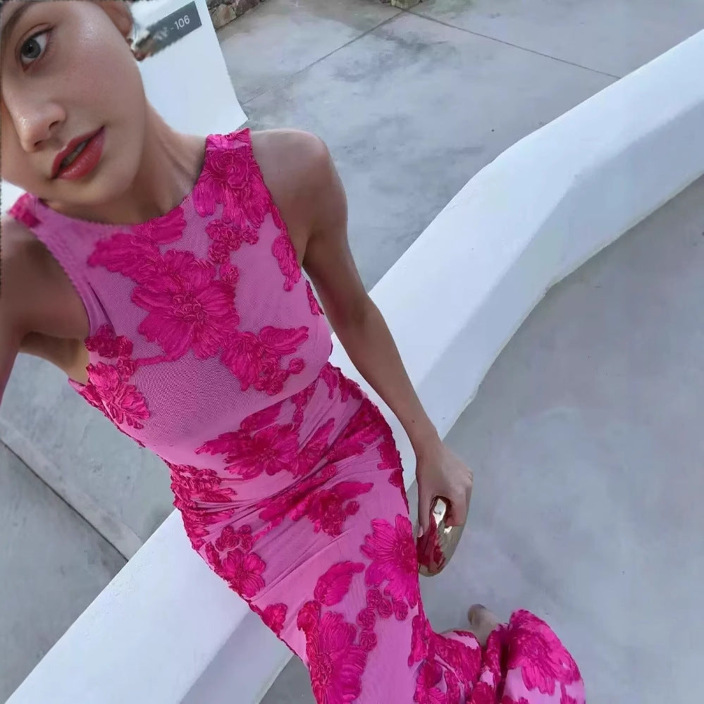 Robe maxi femme avec broderie florale et coupe élégante Chic und Stil