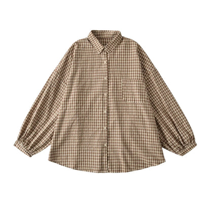 Blouse à carreaux décontractée pour femmes avec épaules dénudées et grands boutons Chic und Stil