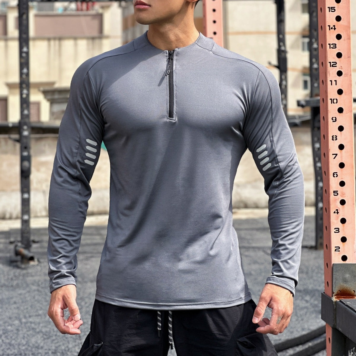 Functional long-sleeve shirt for men with high collar and innovative zipper Chic and Style