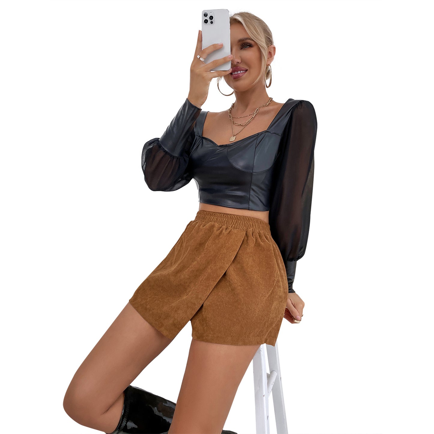 Dames Crop-top avec des manches transparentes et une coupe élégante Chic und Stil