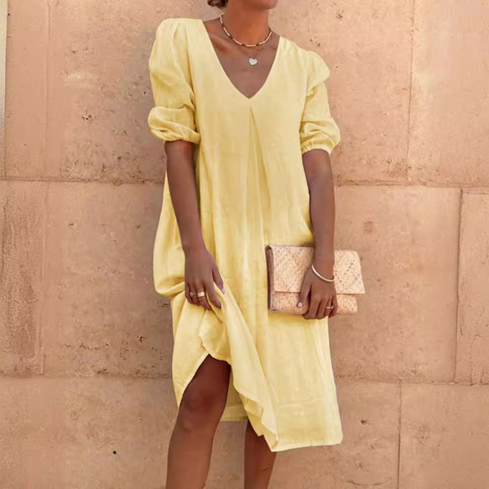 Robe en lin décontractée pour femmes avec décolleté en V et manches bouffantes Chic und Stil