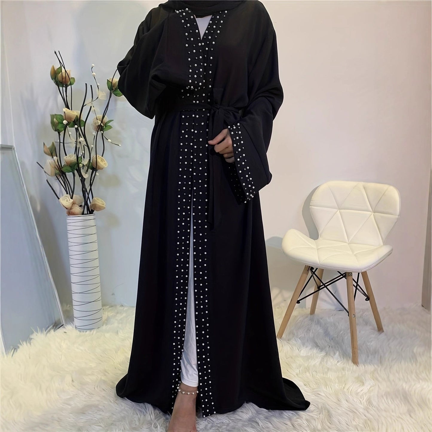Dames élégante Abaya avec des détails en strass élaborés et une ceinture à la taille Chic und Stil