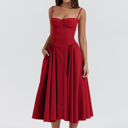 Robe mi-longue pour femmes avec design sans bretelles et jupe plissée volumineuse Chic und Stil