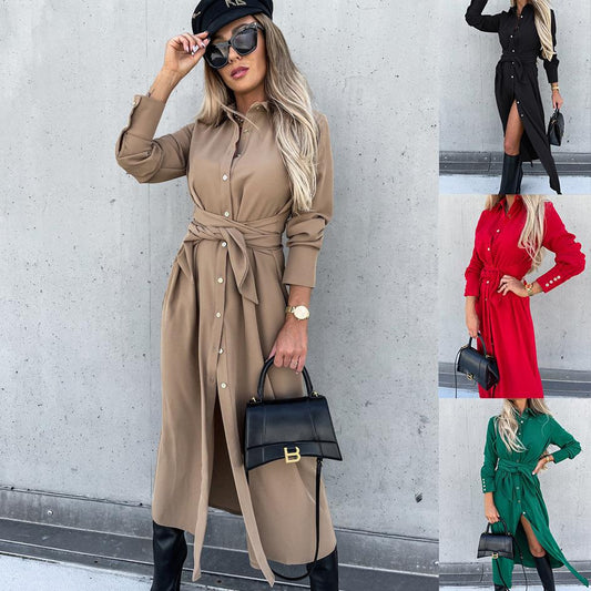 Robe chemise pour femmes avec ceinture à la taille et fente longue Chic und Stil