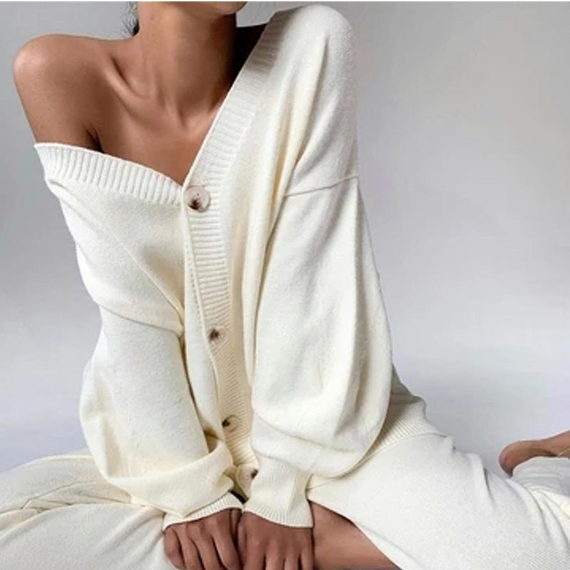 Dames Costume en Tricot Détendu avec Décolleté en V et Détail de Bouton Chic und Stil