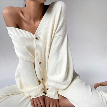 Dames Costume en Tricot Détendu avec Décolleté en V et Détail de Bouton Chic und Stil