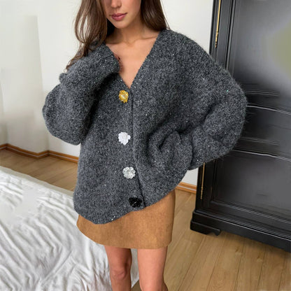 Cardigan pour femmes avec des détails de boutons accrocheurs et un matériau doux Chic und Stil