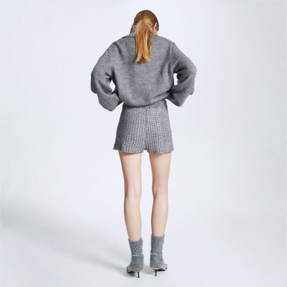 Pull-over en tricot pour femmes avec col haut et ensemble de shorts assorti Chic und Stil