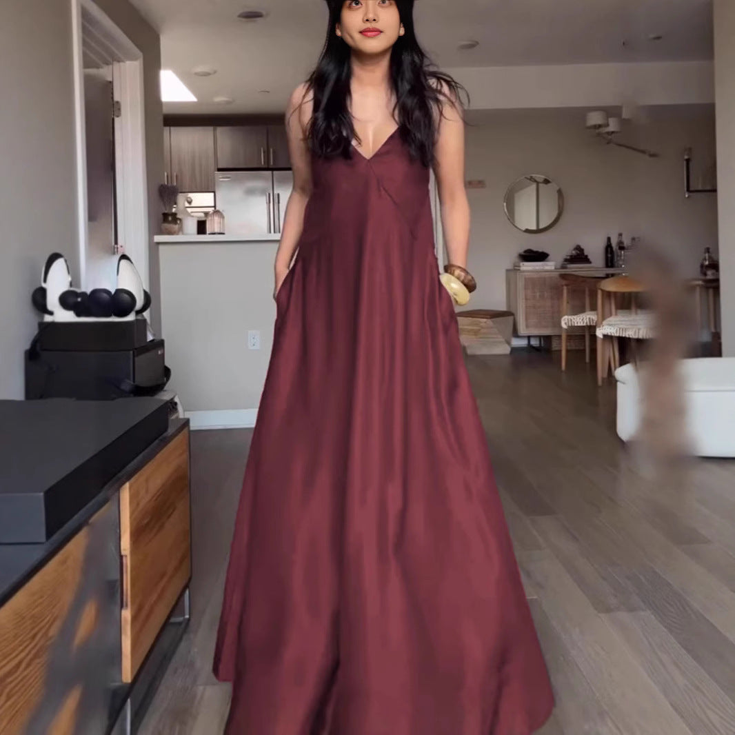 Robe maxi pour femmes avec un élégant décolleté en V et des poches pratiques Chic und Stil