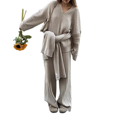 Complet en tricot pour femmes avec une coupe décontractée et moderne Chic und Stil