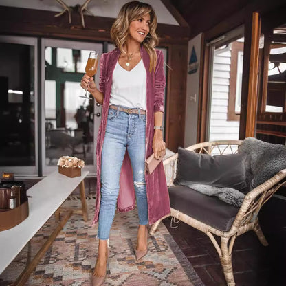 Elegant velvet coat for women with a long design and open silhouette Chic and Style