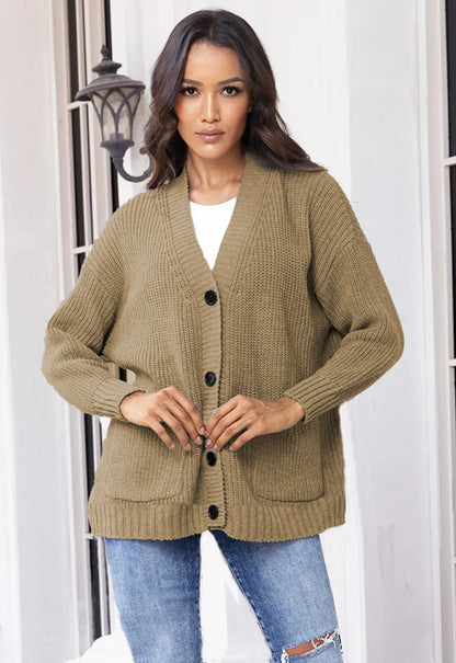 Dames gros tricot cardigan avec grandes poches et design de bouton moderne Chic und Still