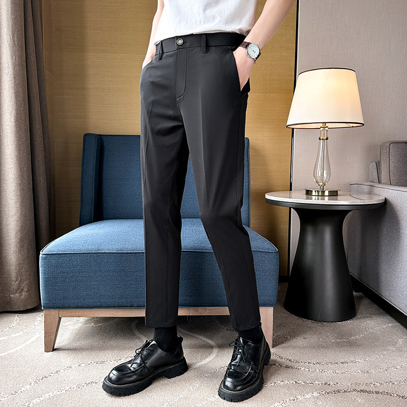 Elegant high-waisted slim-fit pants for men with practical pockets Chic and Style