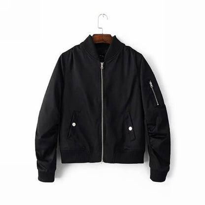 Women's bomber jacket with practical pockets and sporty fit Chic and Style