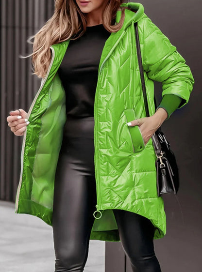 Quilted hooded jacket for women with asymmetric cut and practical pockets Chic and Style