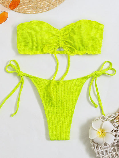 Chic und Stil Textured Strapless Bikini Set