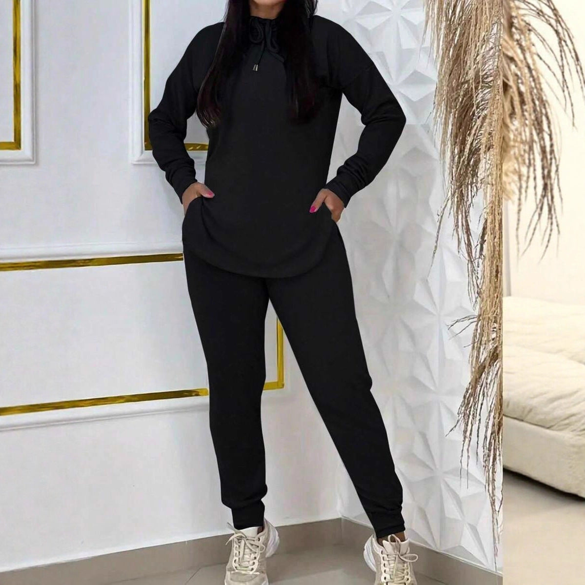 Women's sporty leisure set with hoodie and comfortable jogging pants Chic and Style