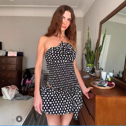 Robe pour femmes avec taille élastique et élégants liens de nouage Chic und Stil