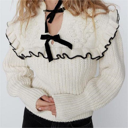 Pull en tricot femme avec col à volants et nœuds décoratifs Chic und Stil