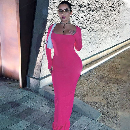 Robe maxi à manches longues cintrée pour femmes avec décolleté carré Chic und Stil