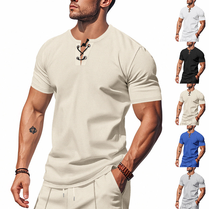 Chemise Henley à manches courtes pour hommes avec une patte de boutonnage intéressante Chic und Stil