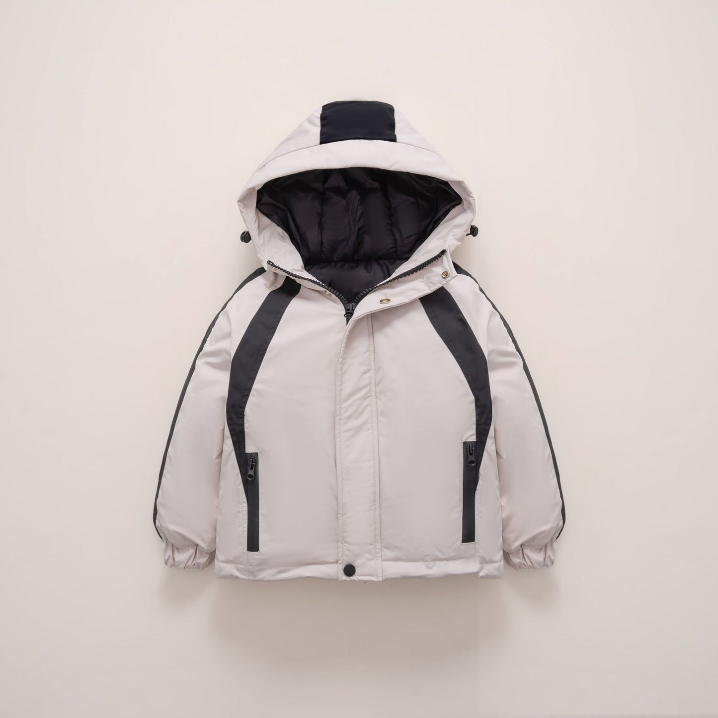 Functional fashion jacket for women with hood and thermoregulating lining Chic and Style