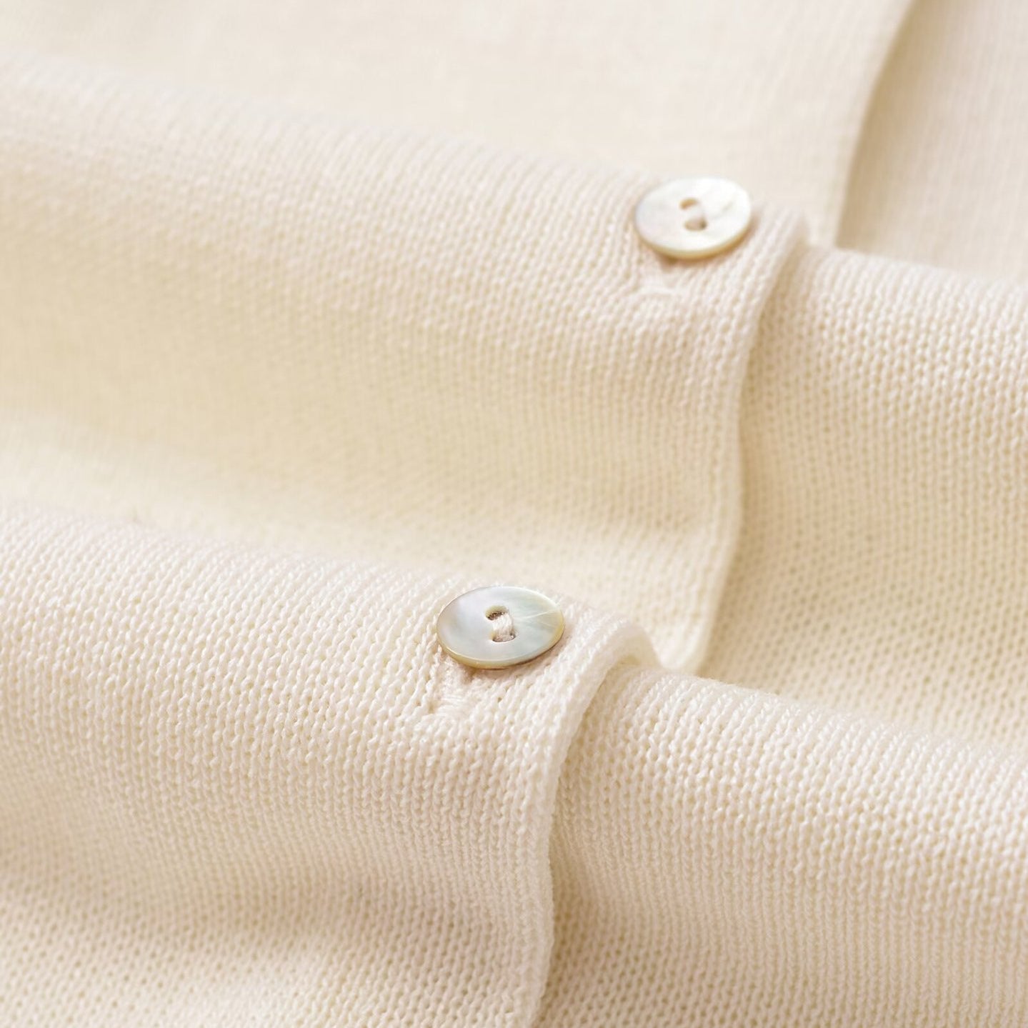 Dames joli cardigan avec col oversized Chic und Stil