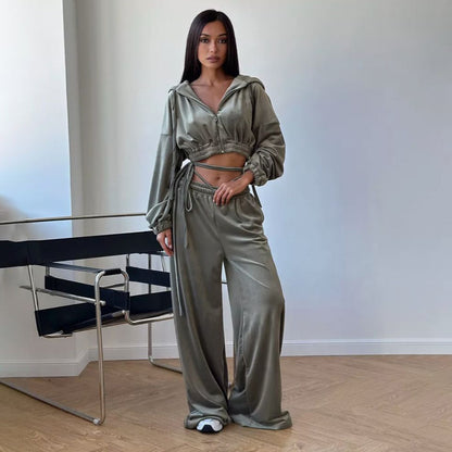 Casual tracksuit for women with hooded top and wide-leg pants Chic and Style