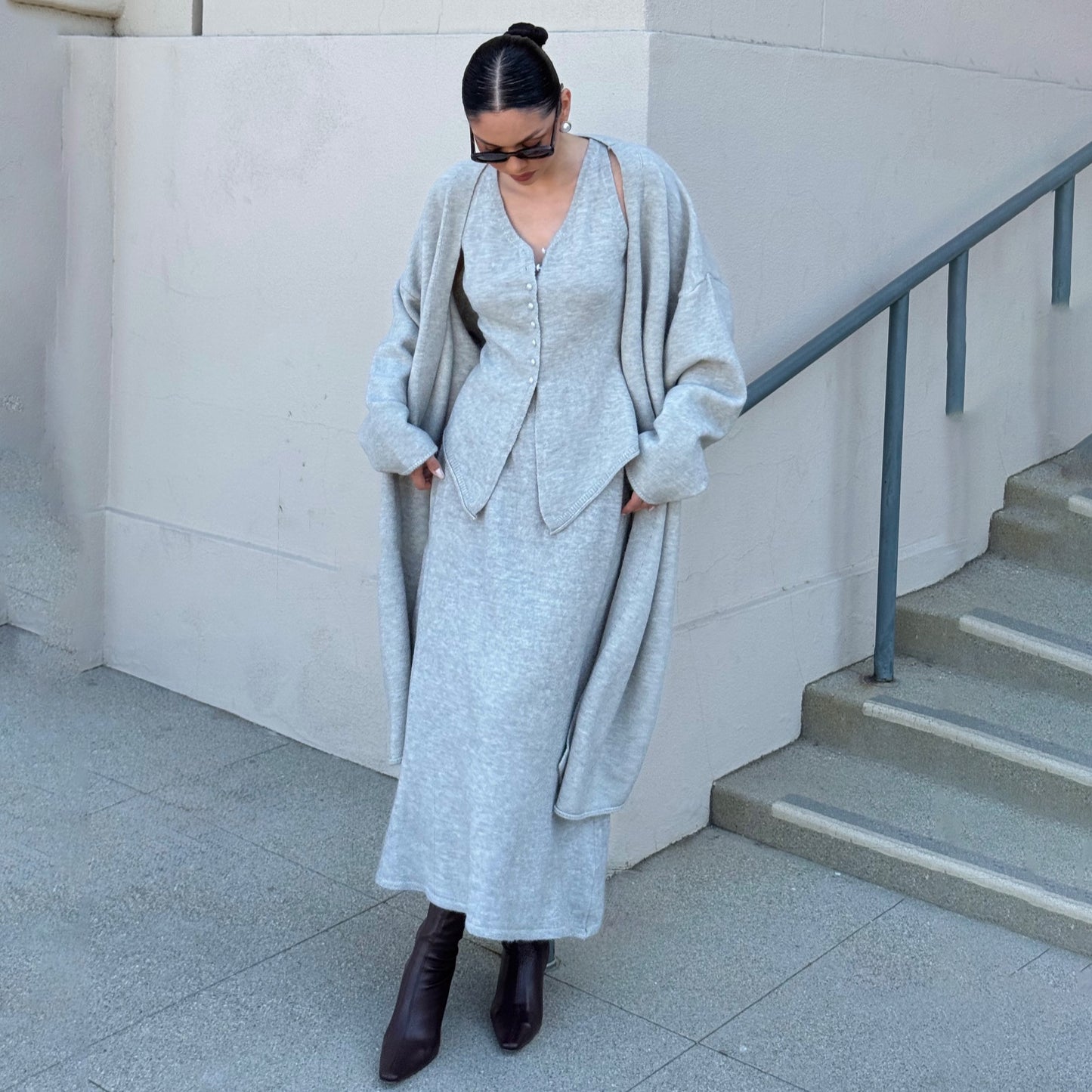 Dames Ensemble tricot élégant avec cardigan long et top sans manches Chic und Stil