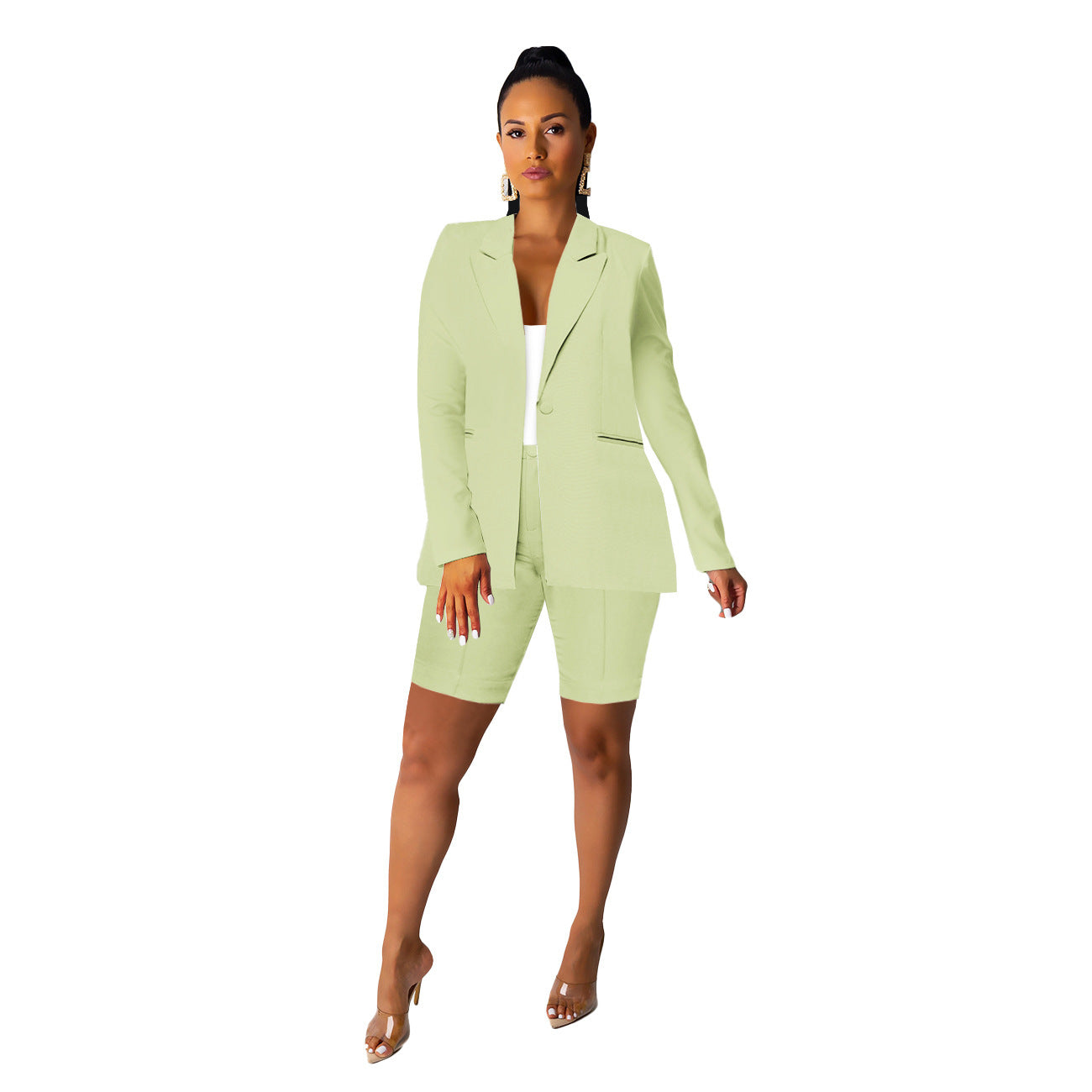 Elegant blazer set for women with shorts and refined details Chic and Style