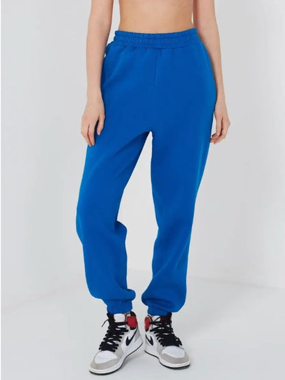 Comfortable women's jogging pants with high waist and elastic cuffs Chic and Style