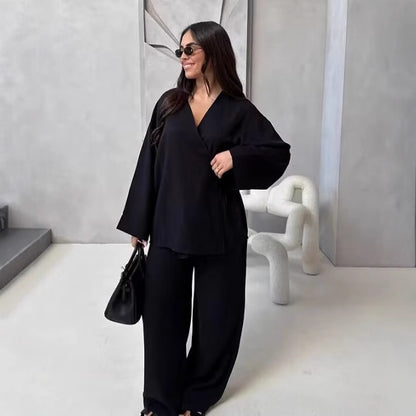 Damen Ensemble composé d'une blouse élégante à décolleté en V et de pantalons palazzo larges Chic und Stil