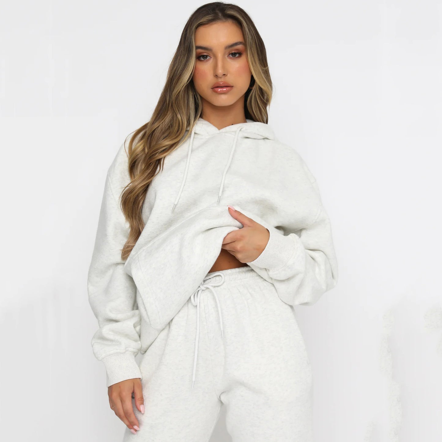 Pull en molleton à capuche décontracté pour femmes avec coupe ample et pantalon de jogging confortable Chic und Stil