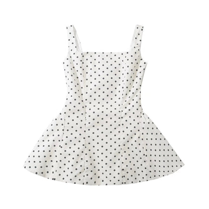 Robe courte pour femmes avec un motif à pois ludique et une coupe élégante Chic und Stil