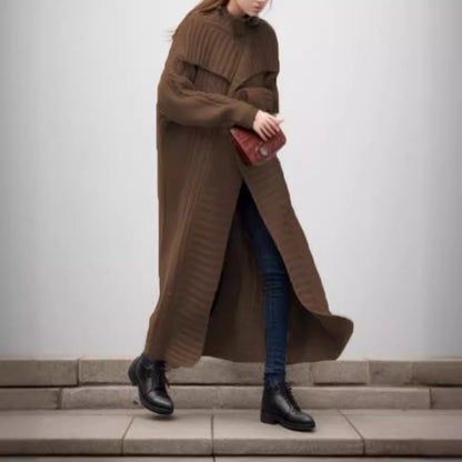Manteau en tricot épais pour femmes avec des manches amples et un design moderne Chic & Stil