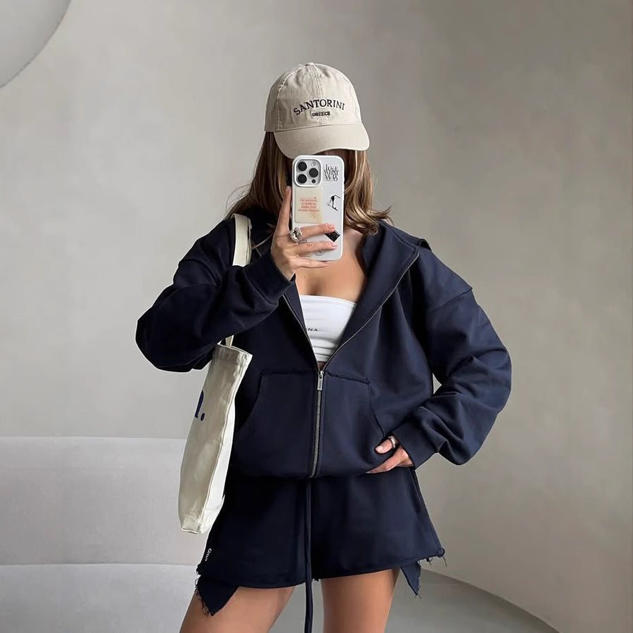 Casual hoodie and shorts set Chic und Stil for women