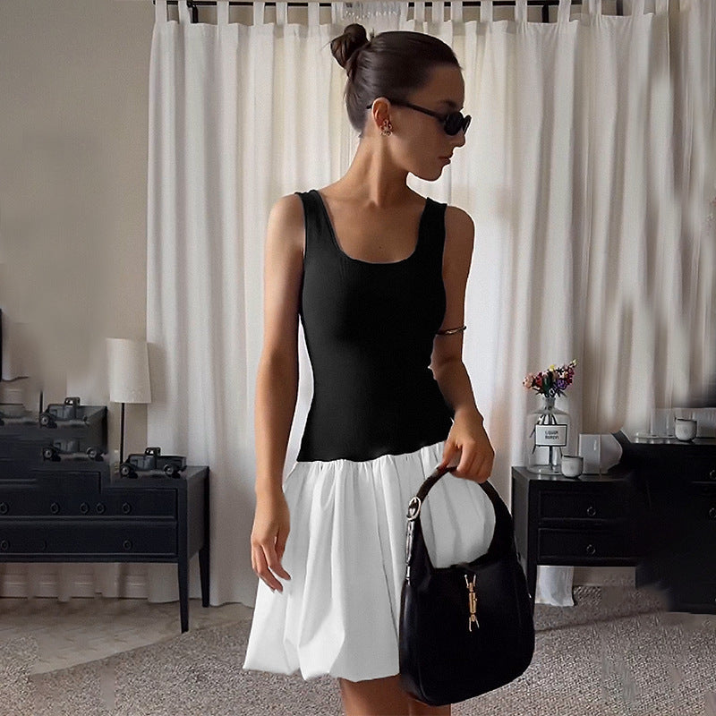 Dames Élégant Robe à bretelles avec plis décoratifs et décolleté carré Chic und Stil